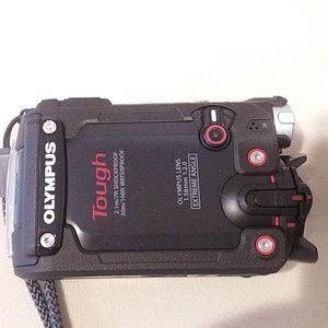 OLYMPUS TG-TRACKER 1.5 Inch LCD 4K Action Camera